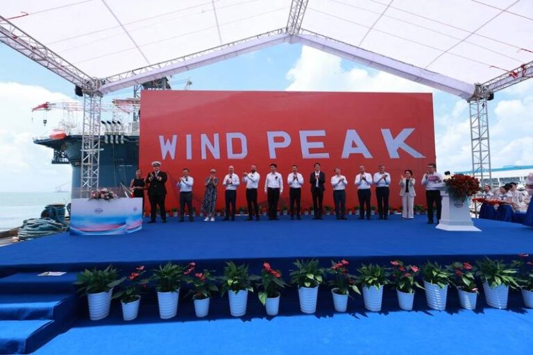Shipbuilding-Wind-Turbine-Installation-Vessel.jpg