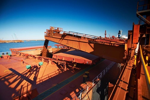 hedland_iron_ore_port_bulk