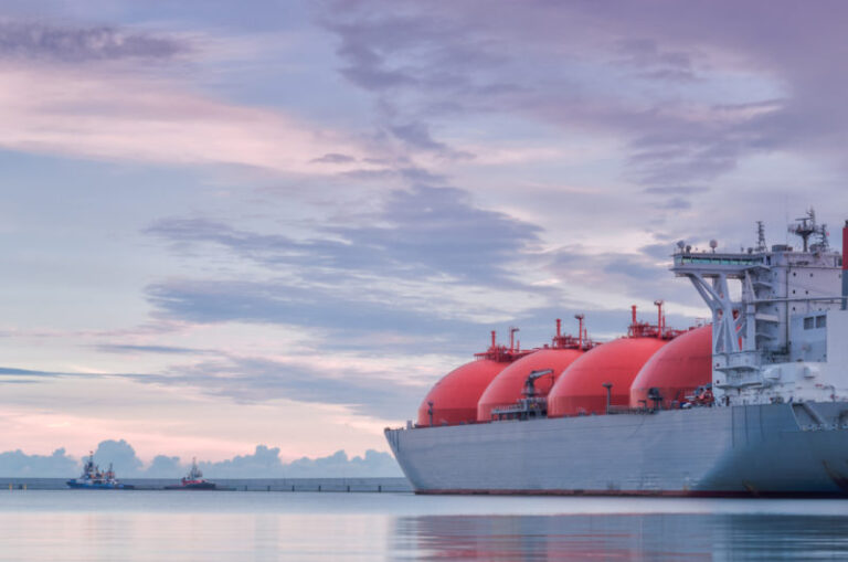 LNG freight rates hit 8-mth top on tight tanker availability,