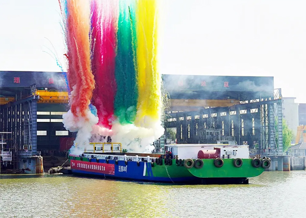 China’s Geely Expands Methanol Technology with First Hybrid Hydrogen Barge