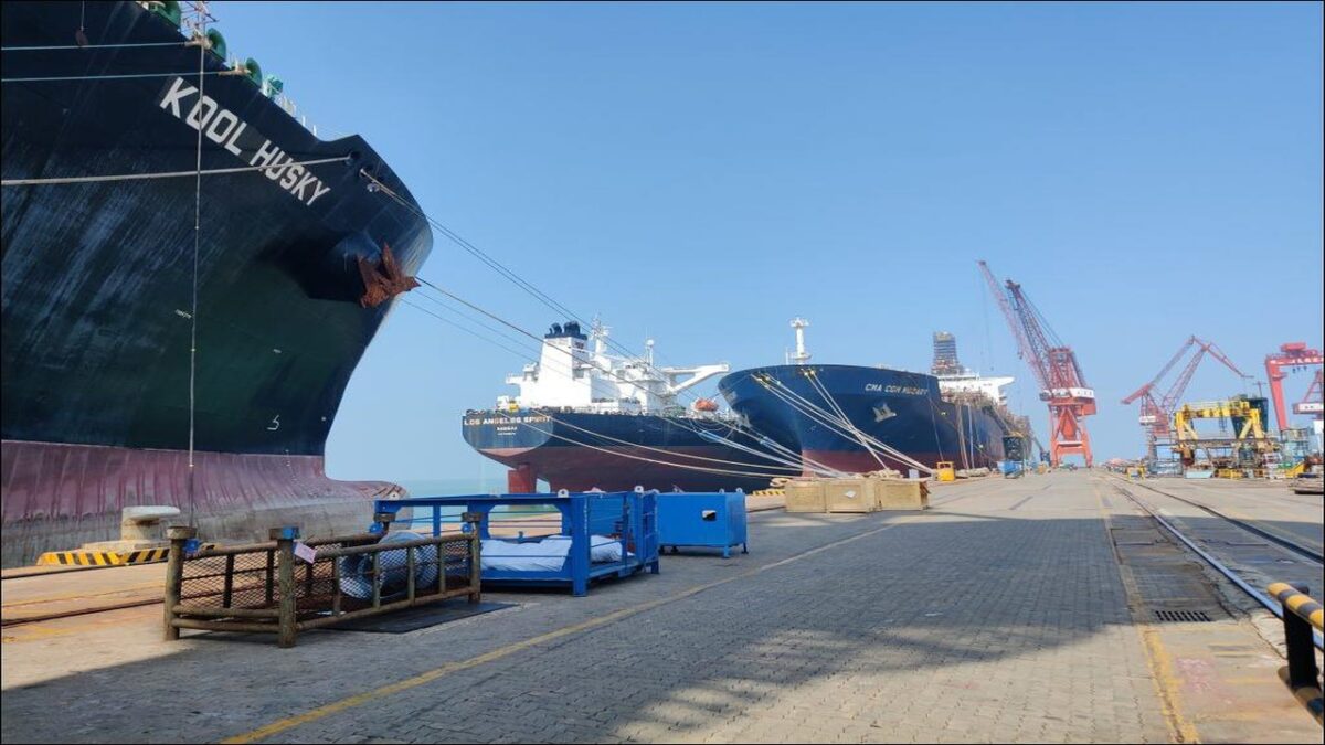 An Irish Ferries vessel on the water, utilizing air lubrication technology.