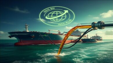 Uni-Fuels biofuel bunker supply operation for sustainable green shipping.