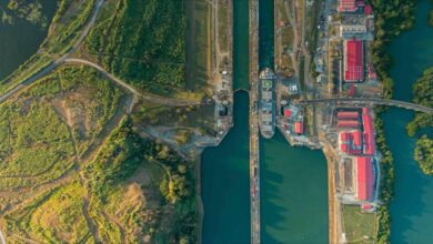 Panama Canal and USGBC officials sign an agreement for sustainable U.S. agricultural product shipments.