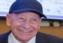 A massive VLCC tanker docked at the Hengli Heavy Industry shipyard.