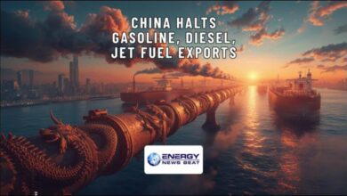 The large Sinopec DA QING 268 bunker vessel navigates open waters.