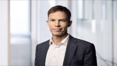 Hempel company branding on a corporate background.