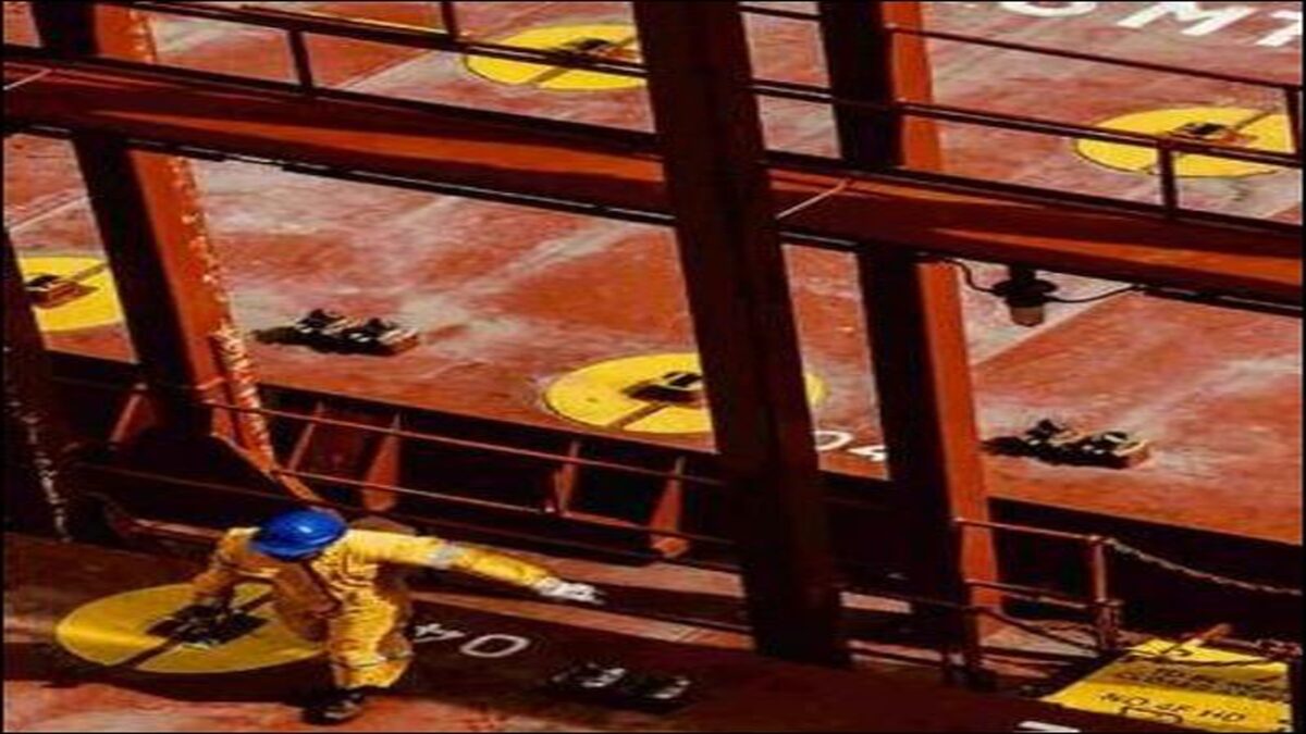 A Hapag-Lloyd container ship sails on the ocean, symbolizing global freight shipments.