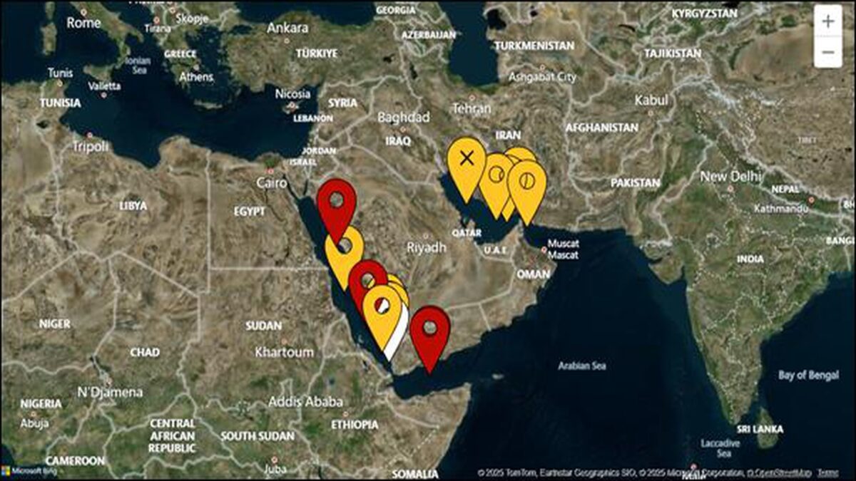 Map showing UKMTO maritime disruption warnings in the Red Sea region.