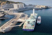 Molgas vessel conducting LNG bunkering for an LCO2 carrier in a Norwegian port.