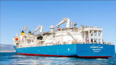 Modern Levante LNG carrier at sea, illustrating Peninsula's fleet efficiency efforts.