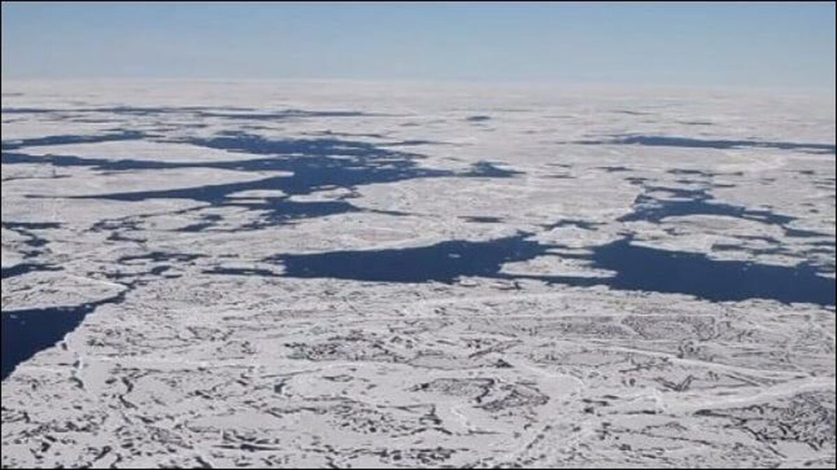 Expansive Arctic sea ice, a challenging environment for subsea internet cable routes.