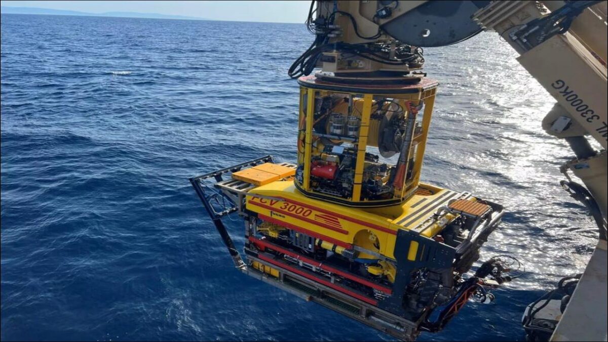 A Fugro survey vessel conducts offshore geo-data collection for carbon capture infrastructure.