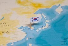 Executives from EcoMethanol, Hyundai, WW, and EUKOR sign South Korea's green methanol deal.