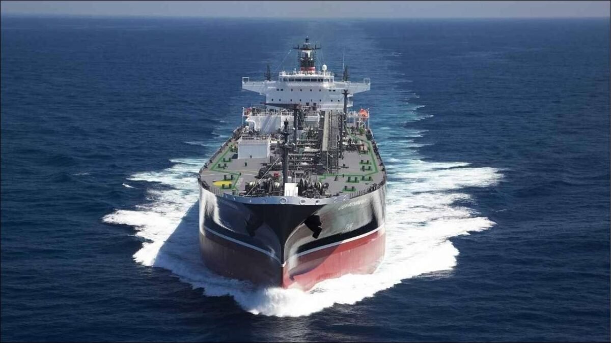 Kawasaki's Lyla Pathfinder, an LPG/ammonia carrier, sails on the ocean.