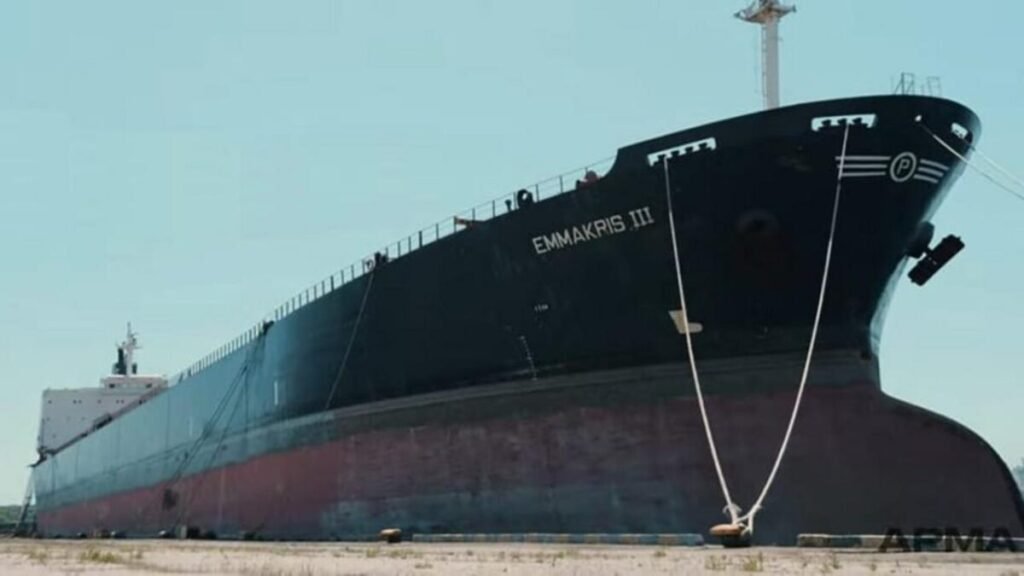 Ukraine to Auction Seized Russian-Linked Bulker