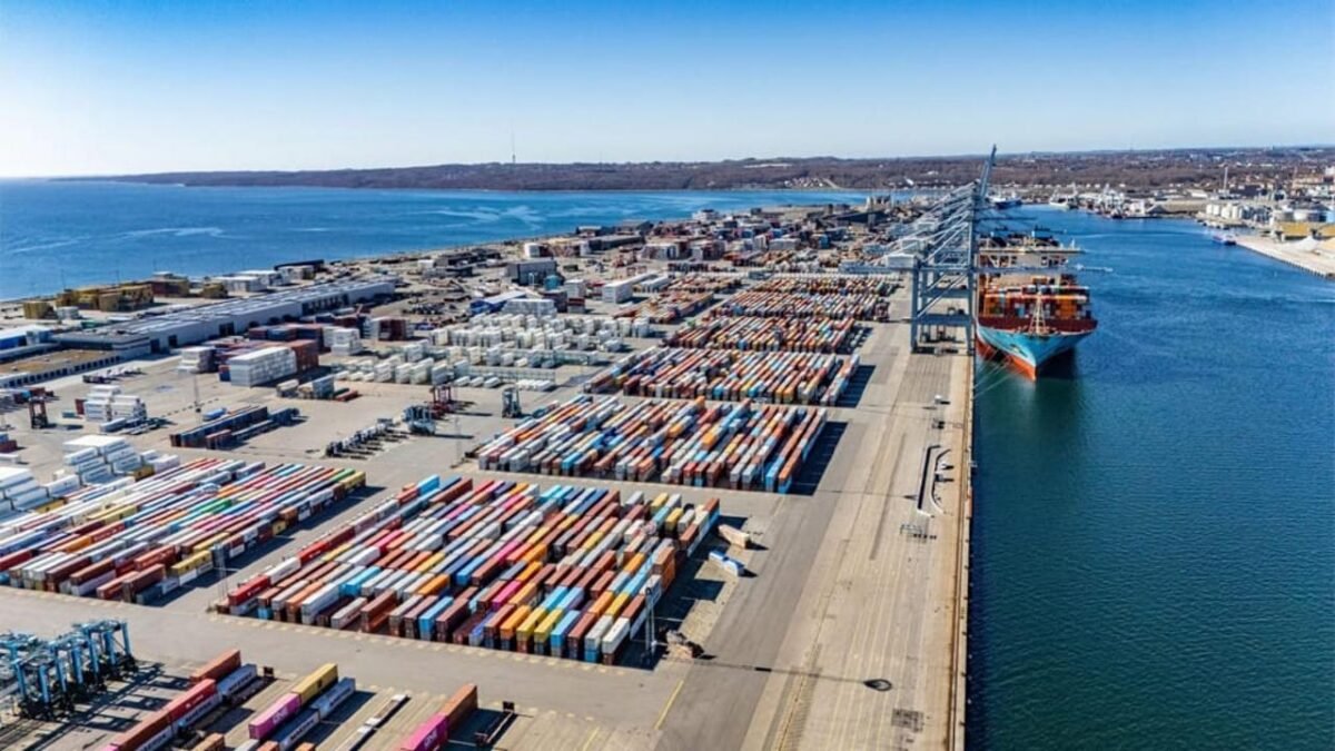 Aarhus Tests Denmark’s First Shore Power for Containerships